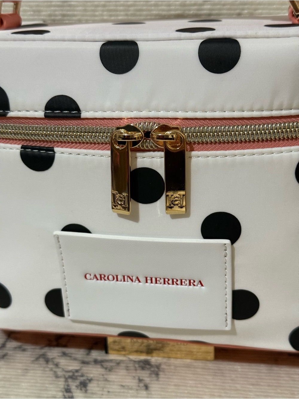 Carolina Herrera Beauty White Polka Dot Cosmetic Case with Pink Top Handle - Picture 6 of 16